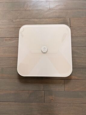 White Smart Body Scale